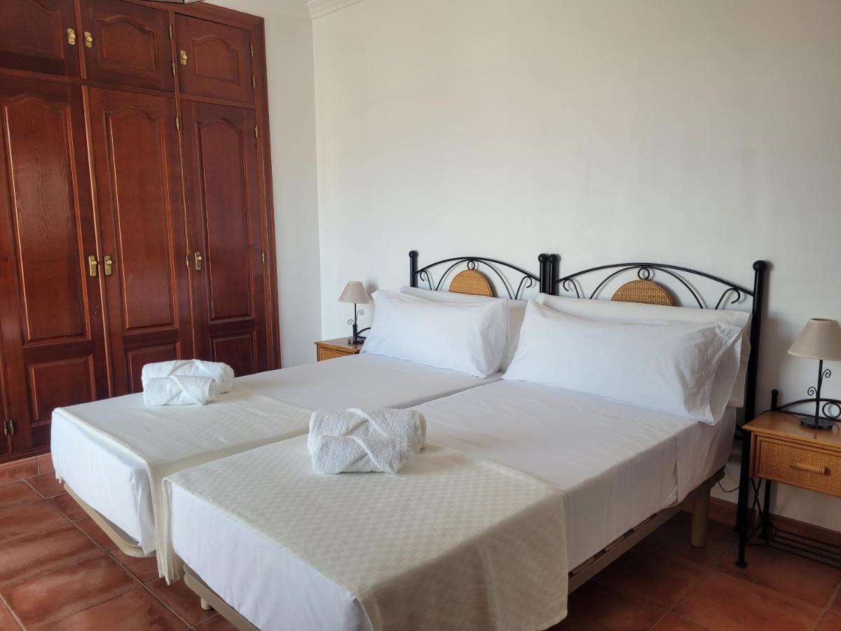 Silhouse Nerja Villas Beach Екстер'єр фото
