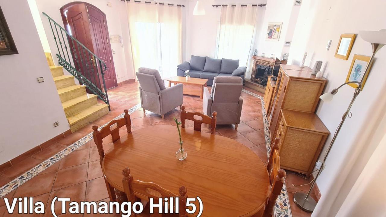 Silhouse Nerja Villas Beach Екстер'єр фото