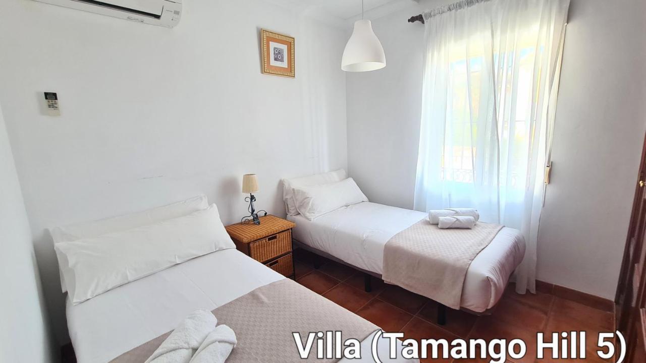 Silhouse Nerja Villas Beach Екстер'єр фото