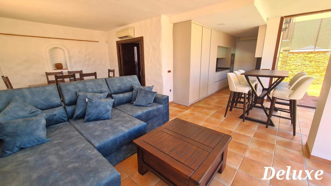 Silhouse Nerja Villas Beach Екстер'єр фото
